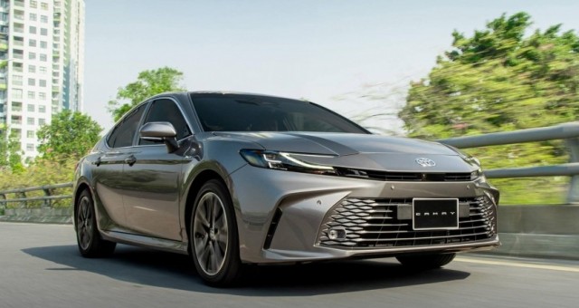 Điểm mặt 4 mẫu xe hybrid 'áp đảo' bản xăng về doanh số tại Việt Nam